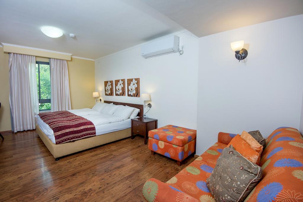 Hotel Zohar Badeshe Daliyya Exteriér fotografie
